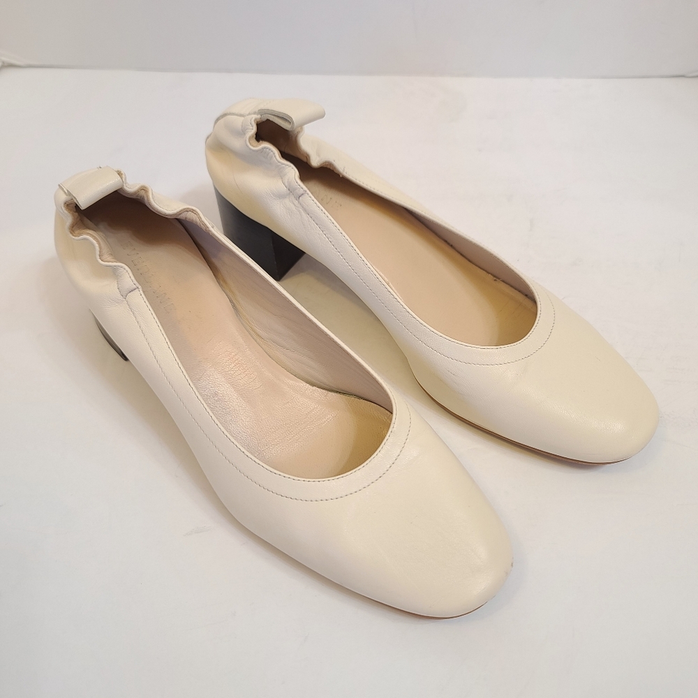 Everlane Off-White Leather Block Heel Pumps - Picture 3 of 16